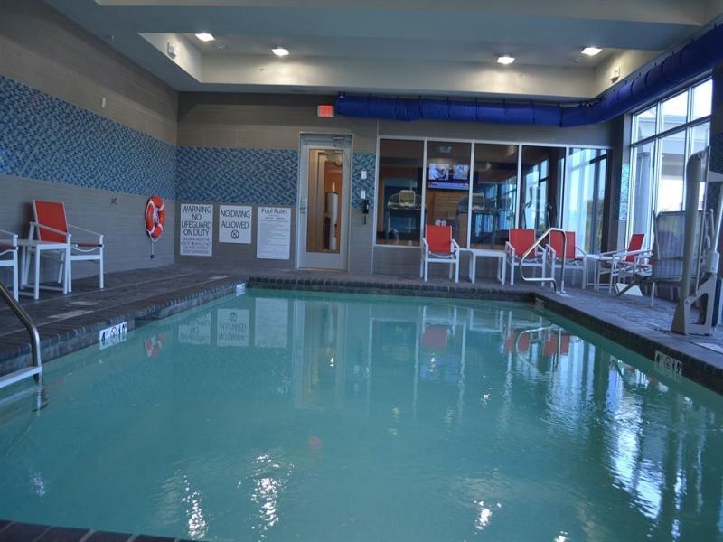 Holiday Inn Express Hotel & Suites Knoxville By Ihg Bagian luar foto