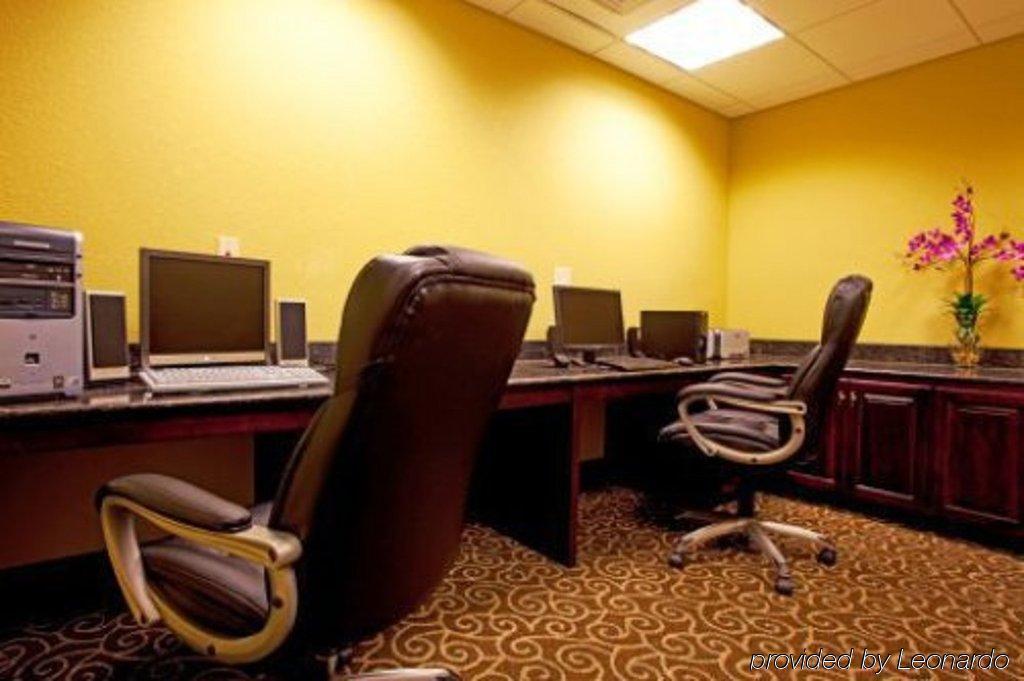Holiday Inn Express Hotel & Suites Knoxville By Ihg Bagian luar foto